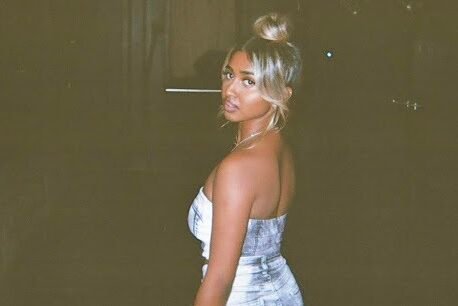 Shehxna: The \"Lover Girl\" Blending R&B and Gospel